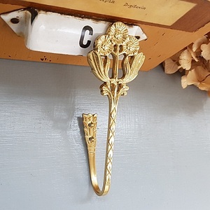 Brass Flower Hook (Curtain Hook)