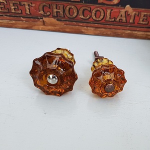 Glass Fluted Knobs (Amber)