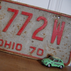 Vintage License Plate F772W